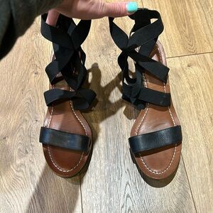 Bernardo wedges